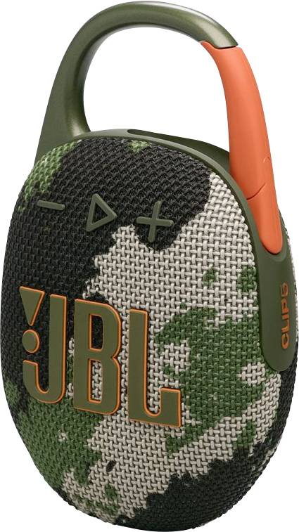 Přenosný reproduktor JBL Clip 4 s maskáčovým designem, vybavený ovládáním hlasitosti a tlačítky pro přehrávání, s oranžovou karabinou pro připevnění.