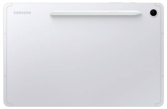 Pohled zezadu na bílý tablet Samsung s perem stylus položeným vodorovně poblíž horního okraje, objektiv fotoaparátu viditelný v pravém horním rohu.