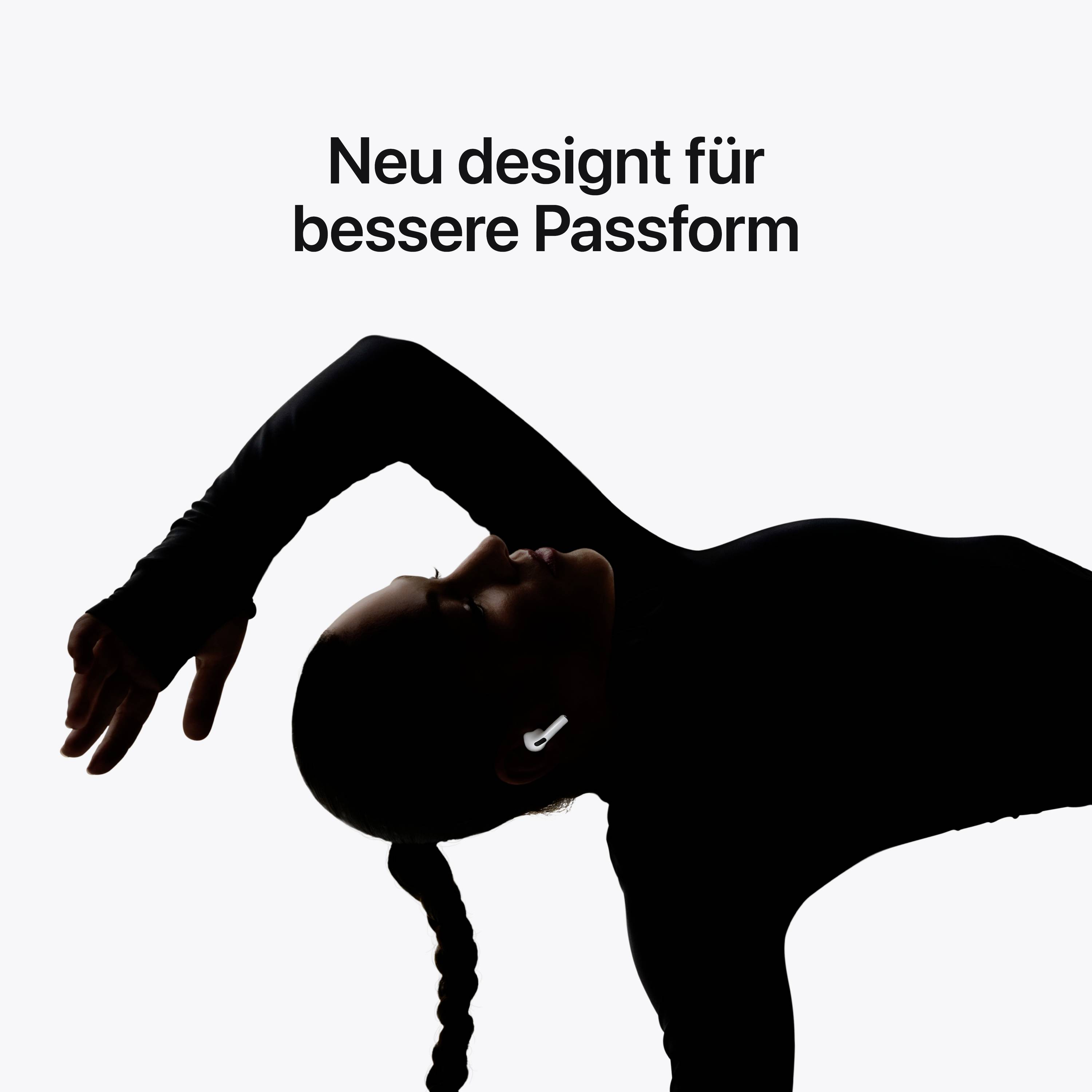 Osoba nosí bezdrátová sluchátka do uší a sklání se dozadu. Nahoře je text 'Nový design pro lepší přilnavost'.