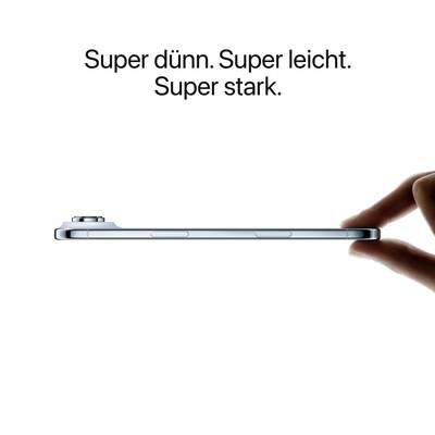 Tenké, lehké smartphone je drženo v ruce. Text nad ním: 'Super tenké. Super lehké. Super silné.'
