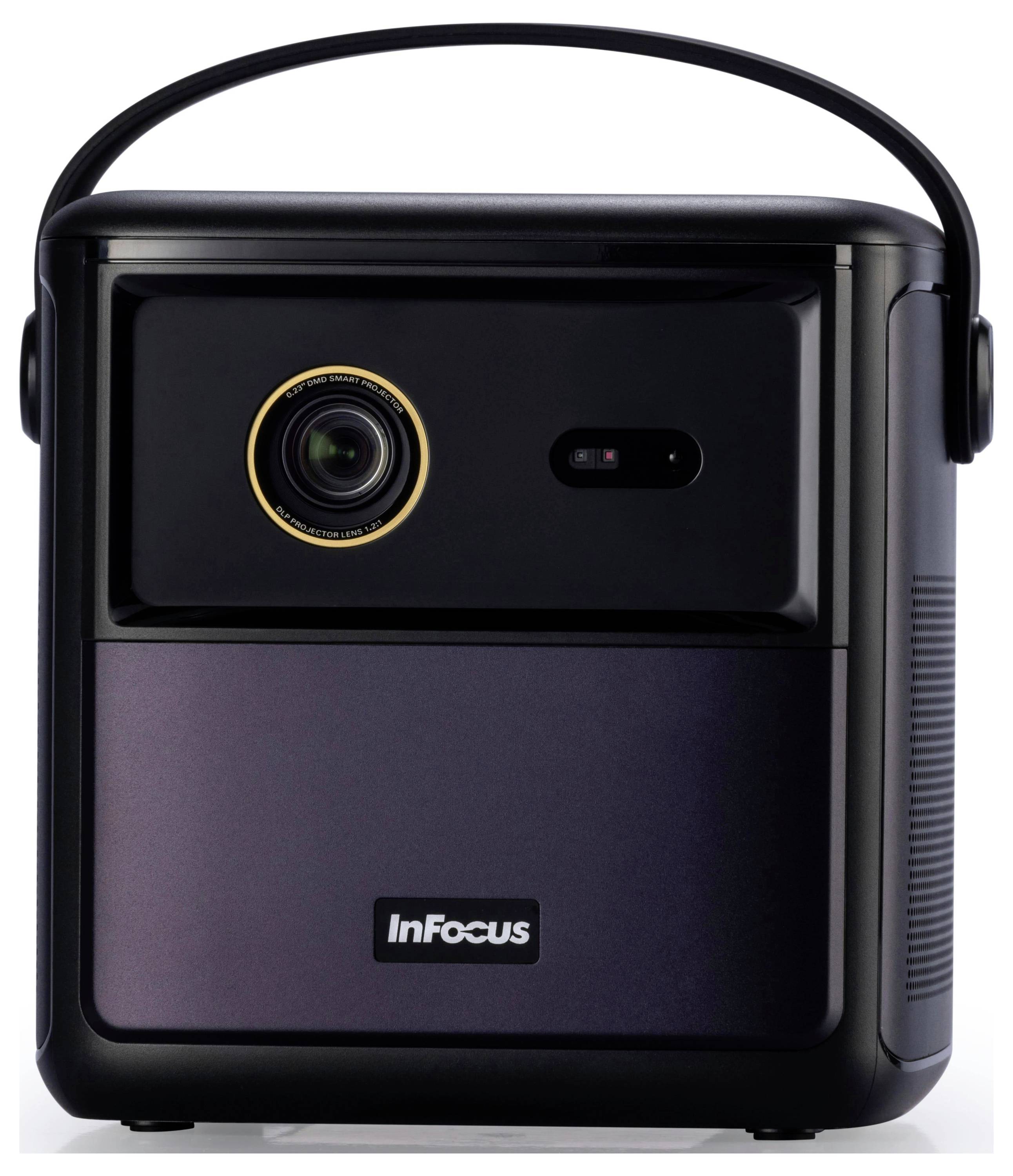 Přenosný projektor s objektivem a rukojetí nahoře, označený nápisem 'InFocus'. Má elegantní černý design a působí kompaktním a moderním dojmem.