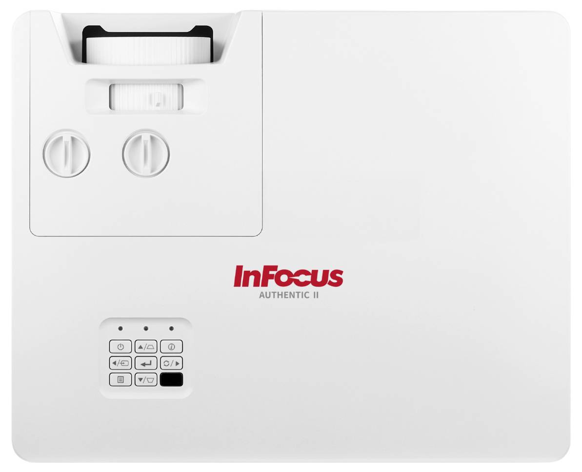 Bílý projektor s logem "InFocus AUTHENTIC II" na horní straně, s ovládacími tlačítky a nastavovacími kolečky, pohled shora.