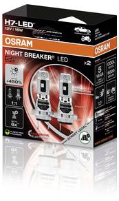 Osvětlovací žárovky OSRAM Night Breaker LED s balením zobrazujícím dva světlomety s označeními "+450% JASNĚJŠÍ," "5LET ZÁRUKA" a "POVOLENO PRO SILNIČNÍ PROVOZ"