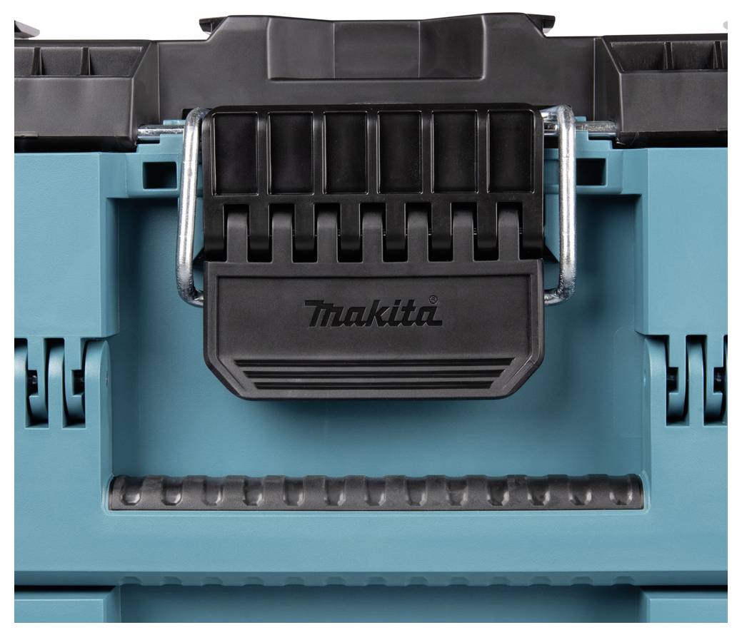 Detailní snímek černého a modrozelenkého držadla kufříku značky 'Makita', který ukazuje zámecký mechanismus a texturovaný úchop.