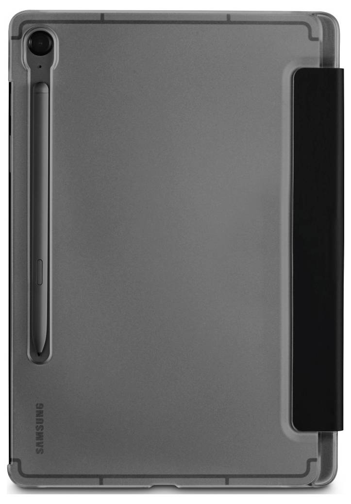 Šedý tablet se stylusem připojeným na zadní straně a částečným černým krytem, pohled zezadu.