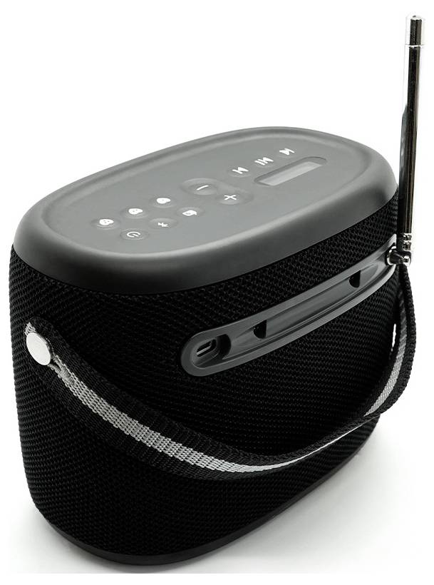 Černý přenosný Bluetooth reproduktor s nosným popruhem, vybavený ovládacími tlačítky a anténou na horní straně, určený pro přehrávání hudby.