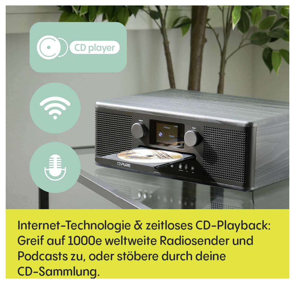 Přehrávač CD přehrávající disk, s ikonami zobrazujícími internet, konektivitu a funkce podcastů. Text popisuje přístup k rádiu a sbírce CD.
