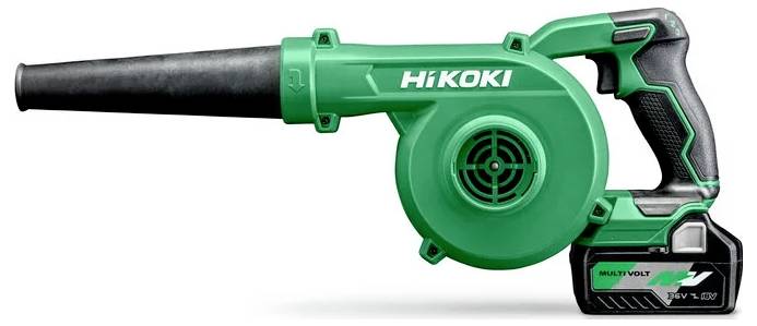 Zelený elektrický fukař značky 'Hikoki' s odnímatelnou tryskou a rukojetí. Vybaven dobíjecí baterií. Vhodný pro úklidové práce.