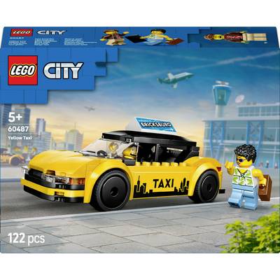 Sada LEGO zobrazující žlutý taxík s detaily městské panoramaty, minifigurkou řidiče a cestujícího na letištní silnici. Obsahuje 122 dílků.