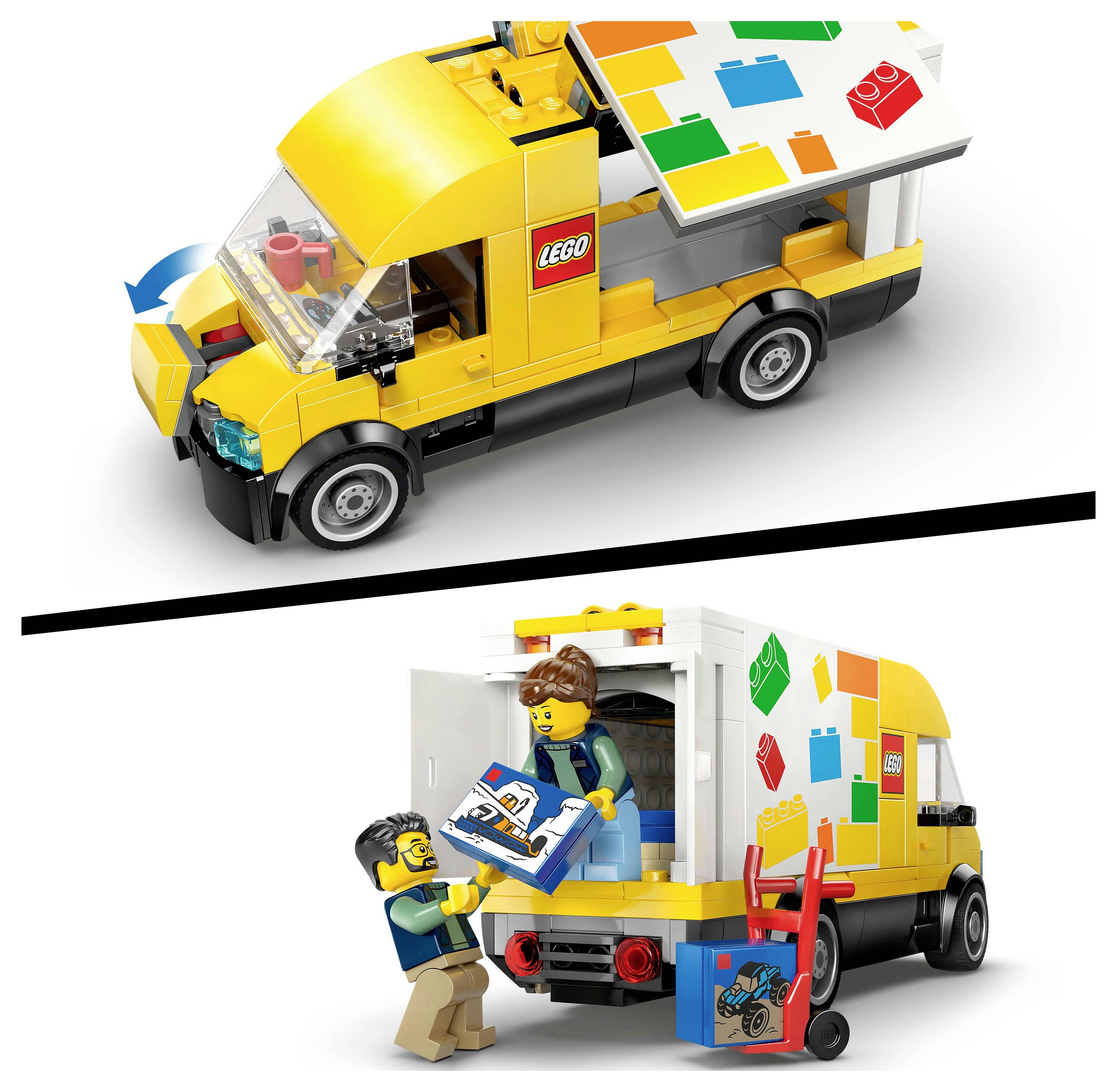 Barevný hrací nákladní vůz značky LEGO s odnímatelnou střechou, řidičem a dělníkem vykládajícím balíky.