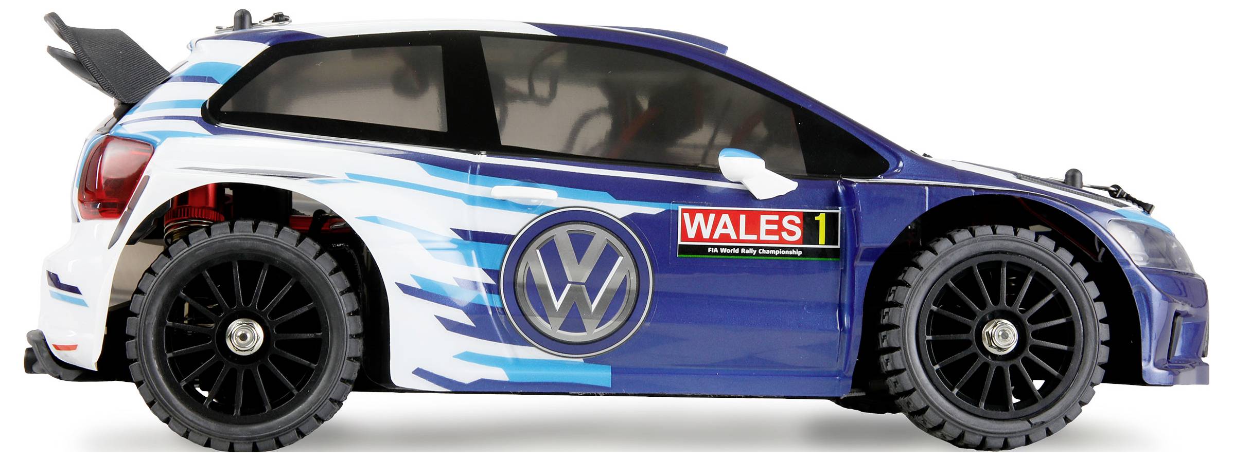 Modrá a bílá závodní autíčko s nálepkou 'Wales 1' a logem Volkswagen na boku, které zdůrazňuje téma rallye sportu.