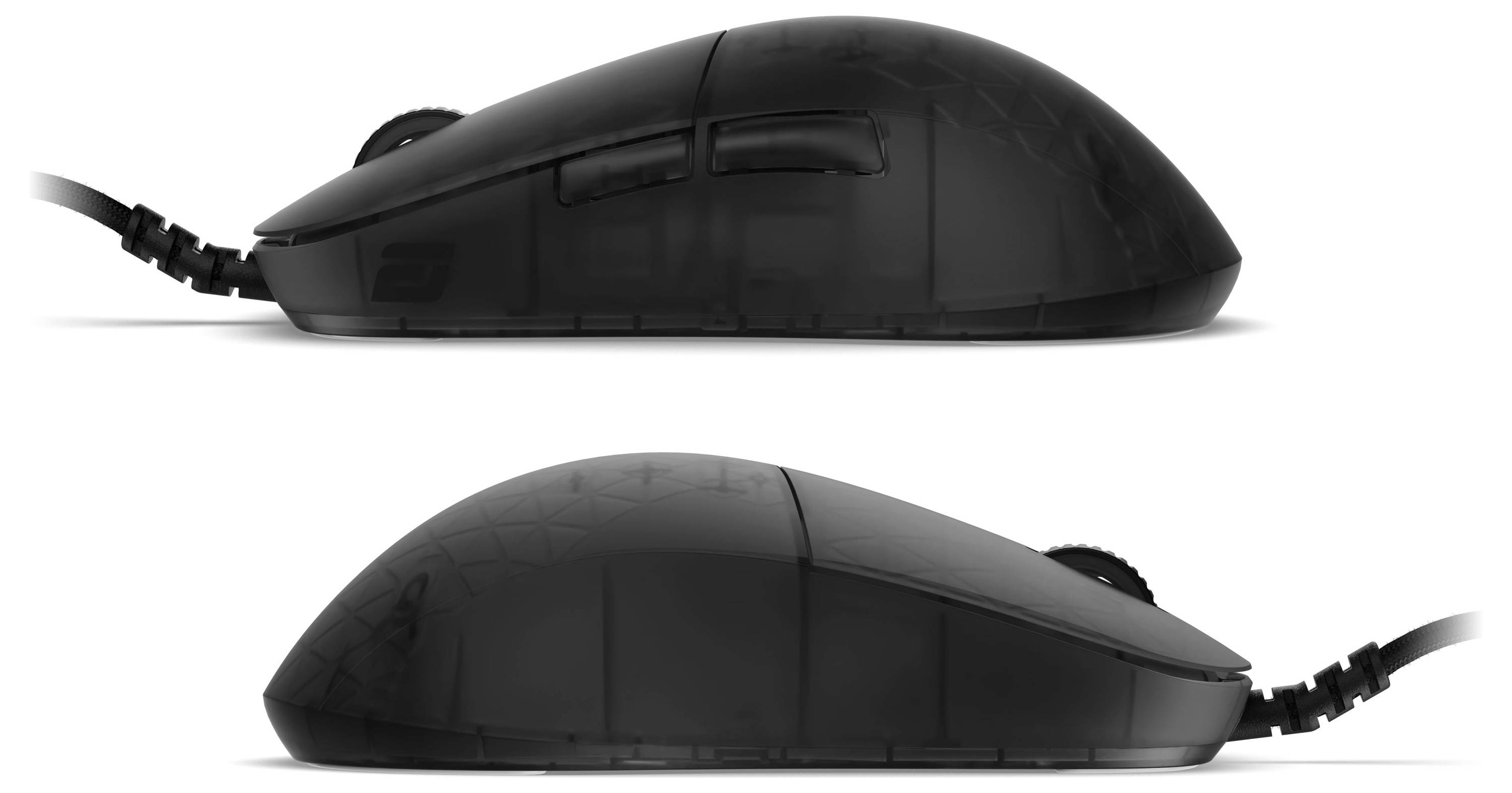 Dolní pohled na černou počítačovou myš zobrazující senzor, značku 'Endgame Gear', model 'XM1r' a různé certifikační symboly.