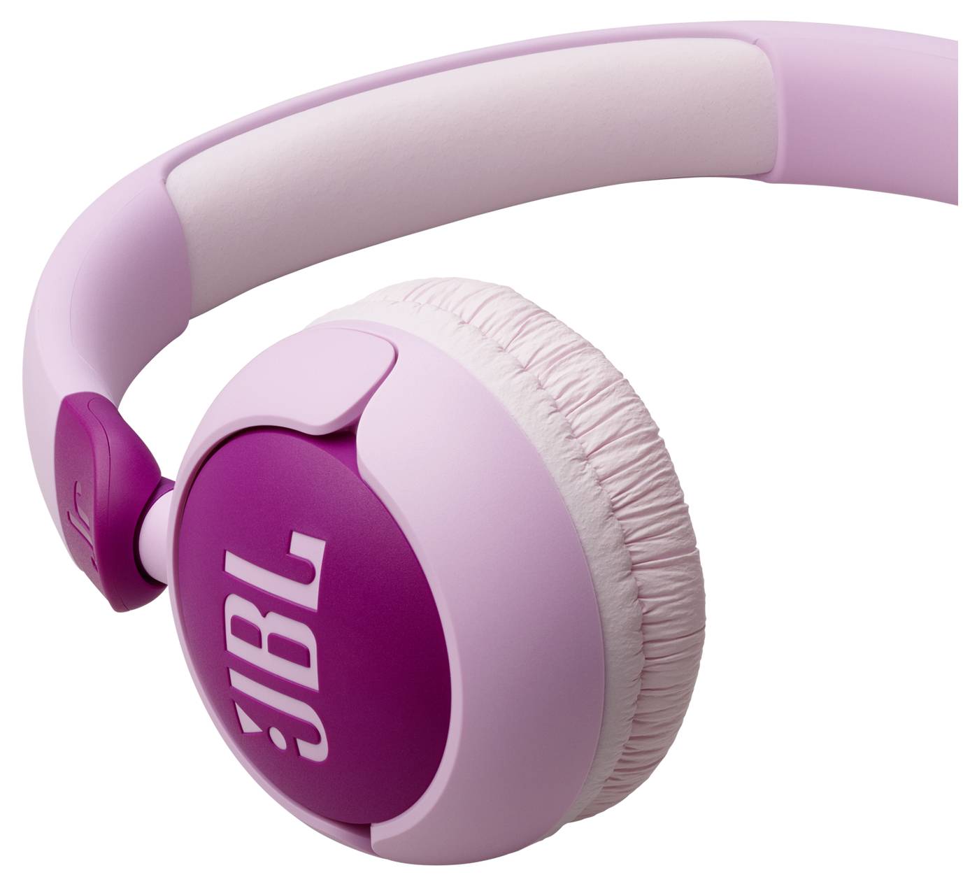 Růžové a fialové sluchátka JBL nasazené přes uši s polstrovaným hlavovým mostem a náušníky.