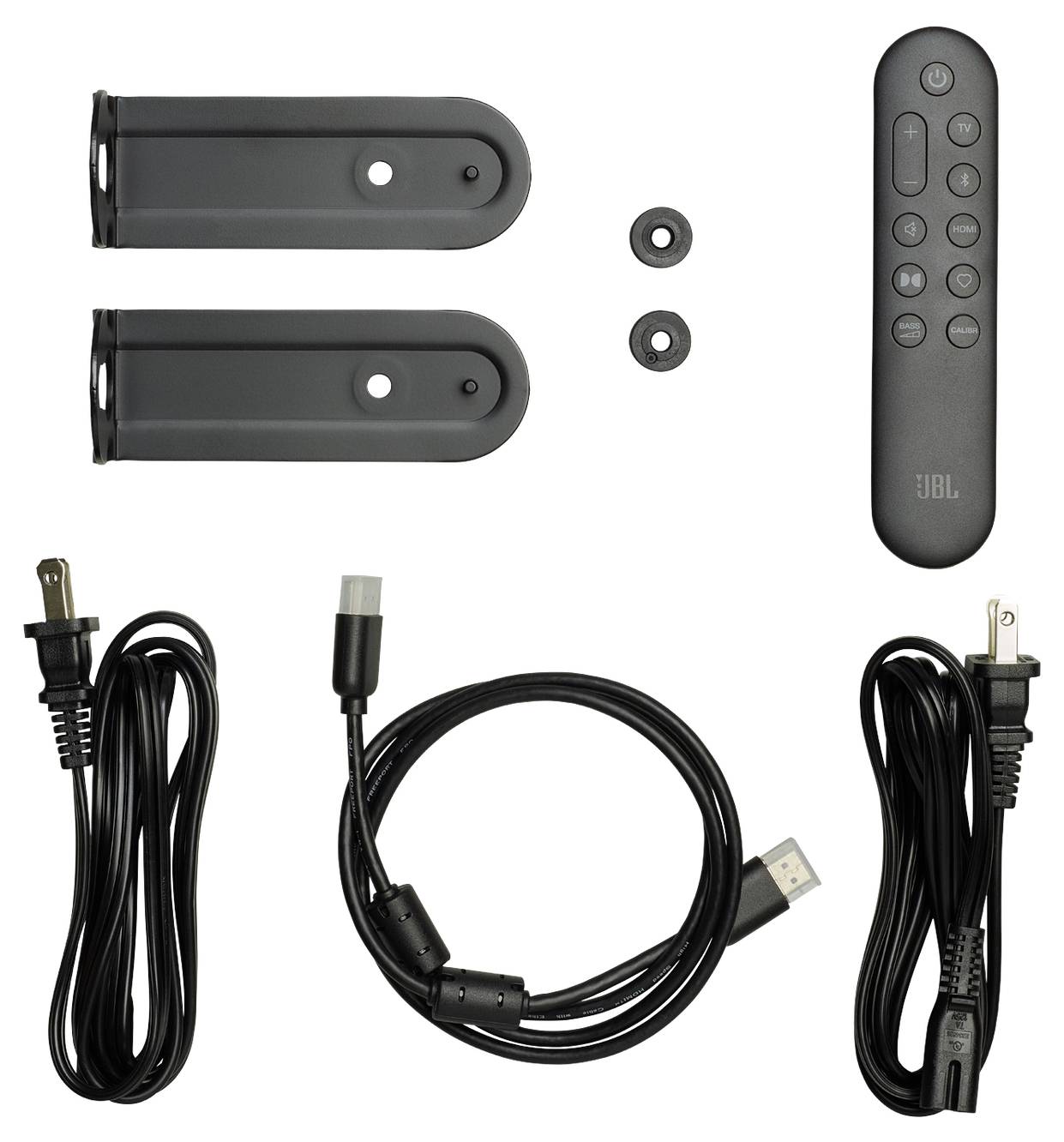 'Příslušenství JBL soundbaru včetně dálkového ovladače, nástěnných držáků, napájecích kabelů a kabelu USB-C.'