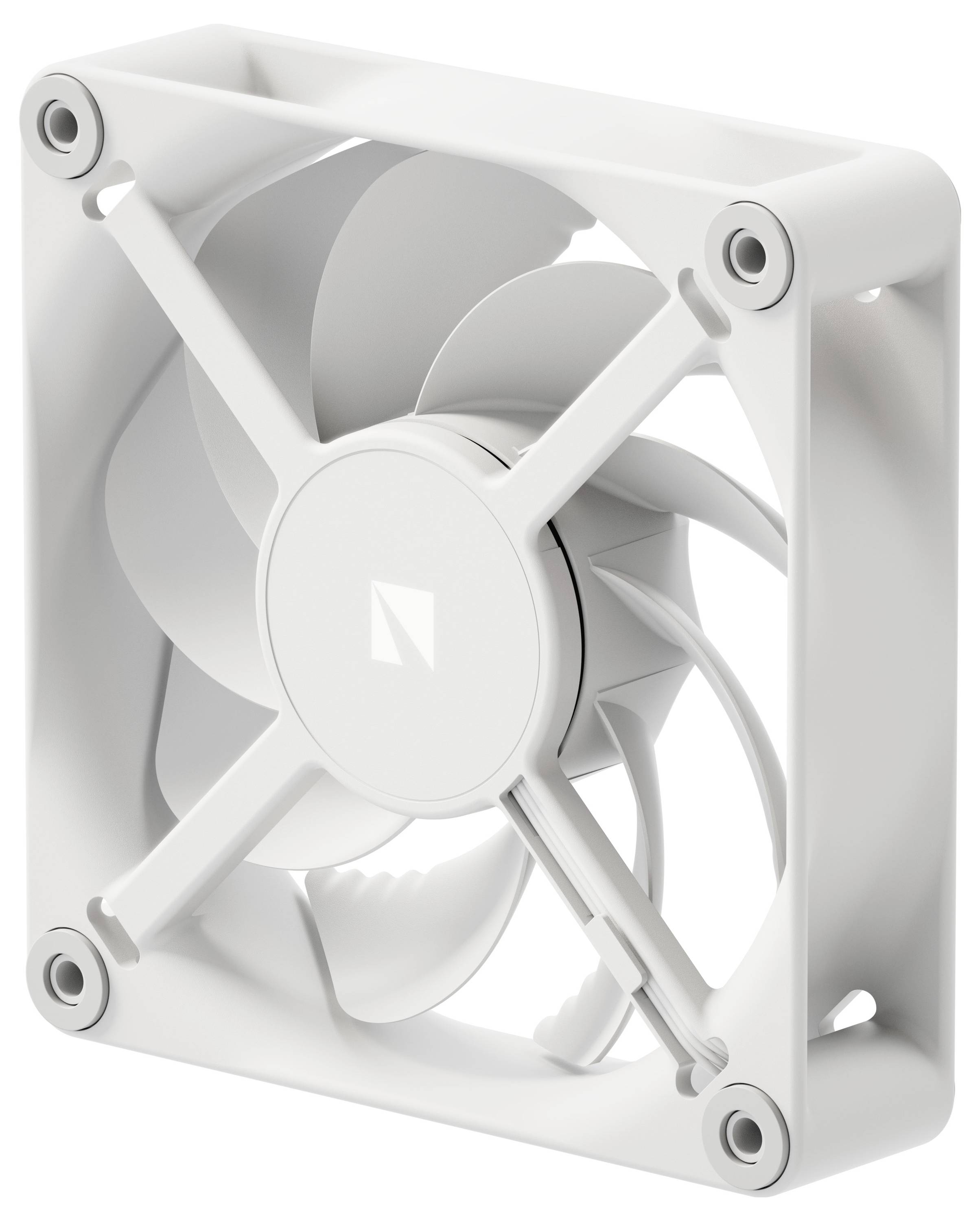 Bílý počítačový chladicí ventilátor se čtvercovým rámem a čtyřmi lopatkami, který má čtyři montážní otvory v rozích a centrální logo.
