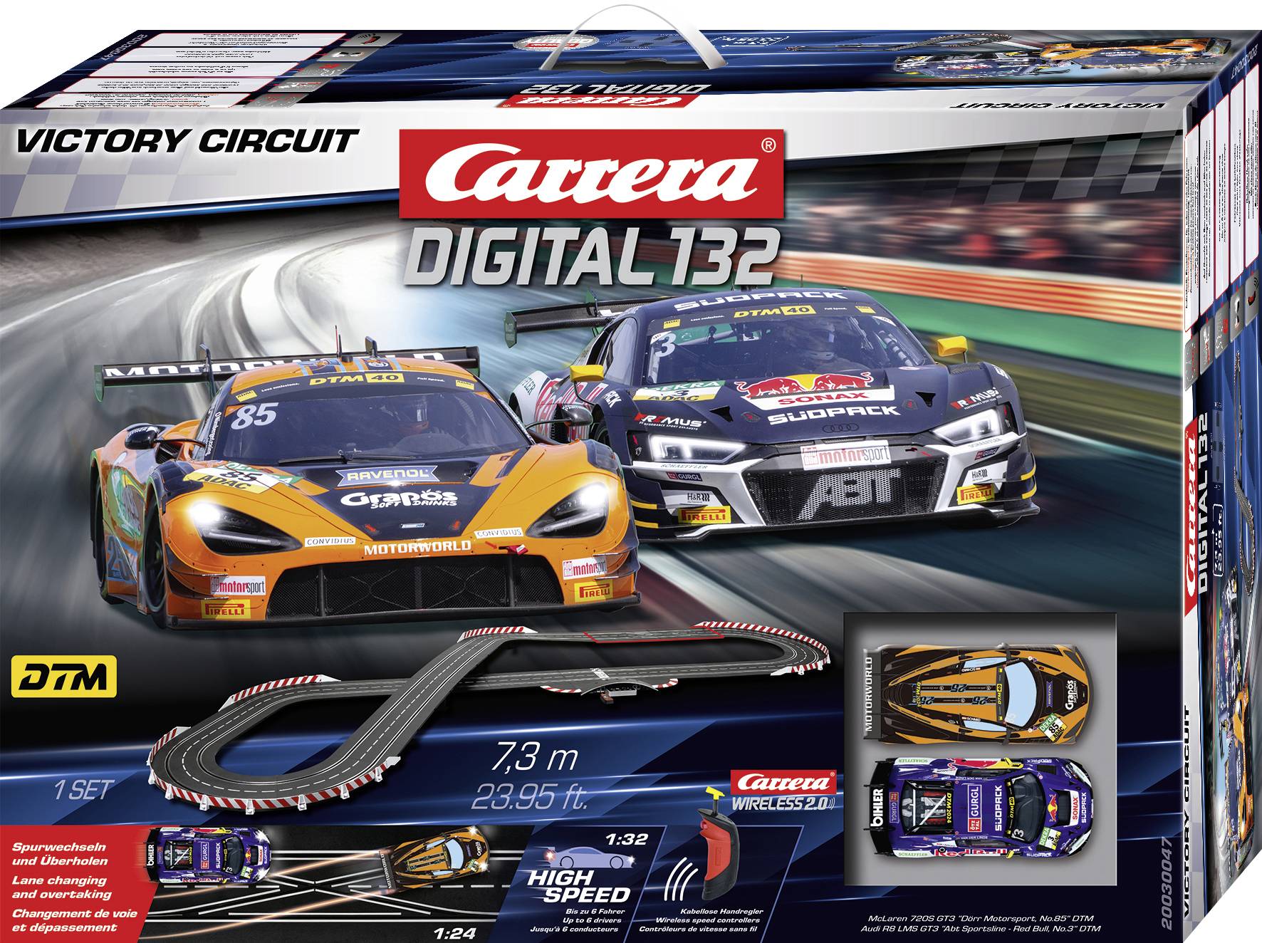 Sada pro autodráhu Carrera Digital 132 s krabicí zobrazující dva závodní vozy na trati, zdůrazňující vysokorychlostní závod a délku tratě 7,3 m.