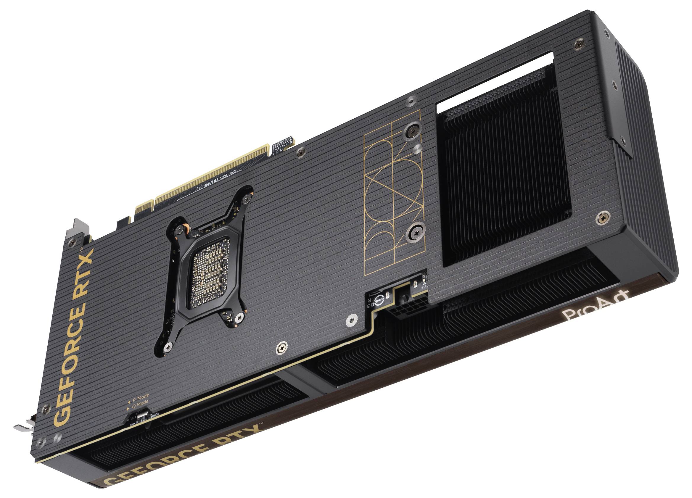 Grafická karta NVIDIA GeForce RTX 4070 s černým a zlatým designem značky ProArt, pohled z úhlu se zobrazenými chladicími komponenty.