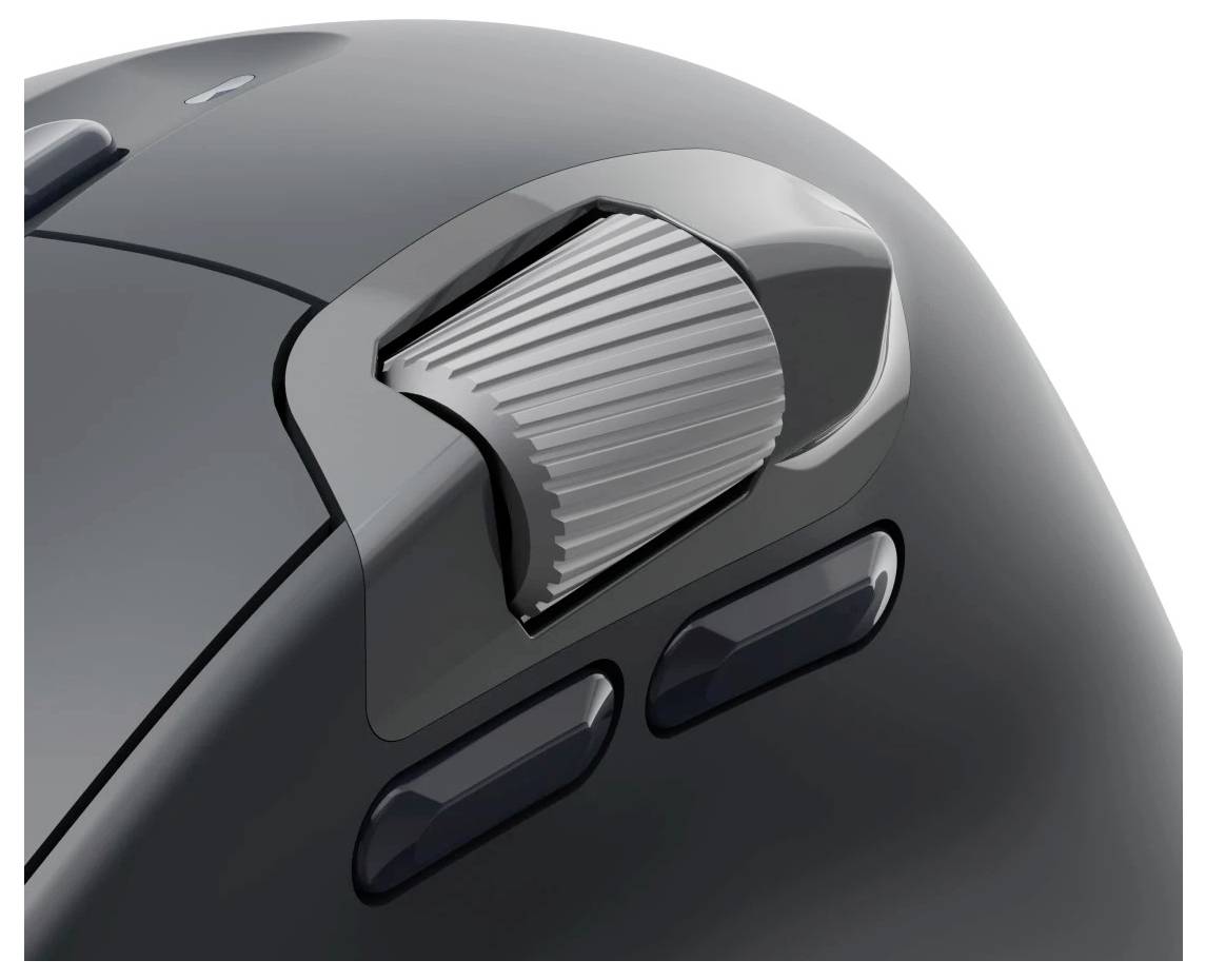 Detailní záběr počítačové myši zachycující její rolovací kolečko a dvě boční tlačítka, zvýrazňující ergonomické designové prvky.