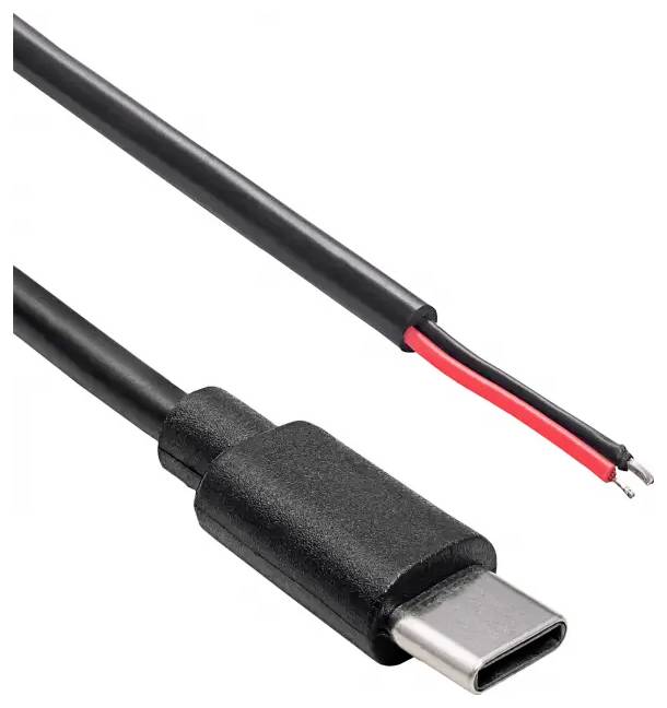 Černý USB-C kabel s odhalenými červenými a černými vodiči na jednom konci, což naznačuje, že jde o nedokončený nebo opravitelný nabíjecí kabel.