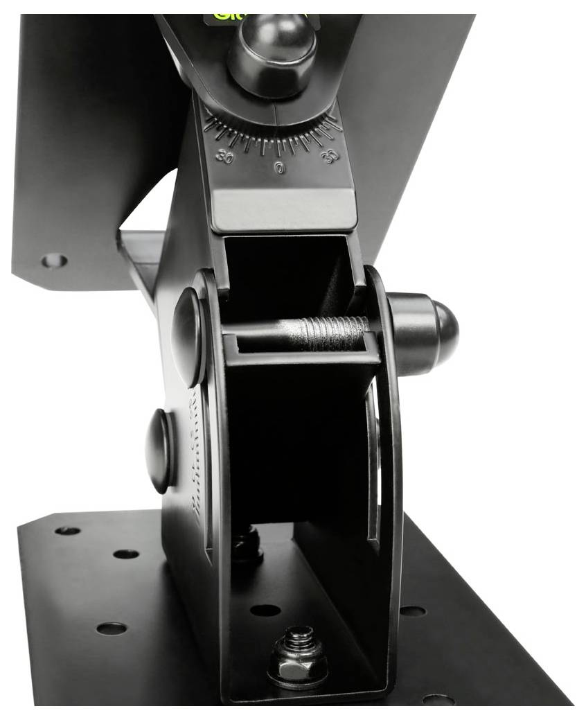Detailní pohled na nastavitelný černý kovový úchyt s regulačními otočnými knoflíky a pružinovým mechanismem používaný pro upevnění nebo zajištění předmětů.