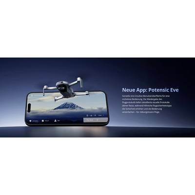 Chytrý telefon s dronem letícím nad ním zobrazuje horu na své obrazovce. Text v němčině propaguje 'Novou aplikaci: Potensic Eve.'