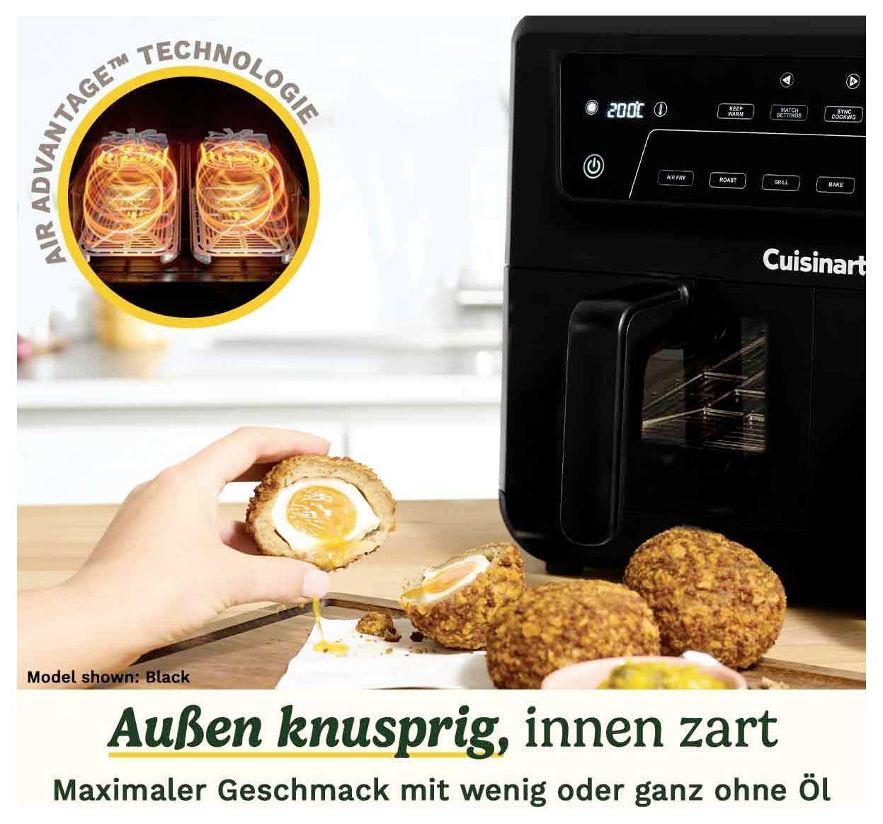 'Horkovzdušná fritéza s technologií Air Advantage™. Ruka krájí potraviny, vnější text: Zvenku křupavé, uvnitř šťavnaté.'