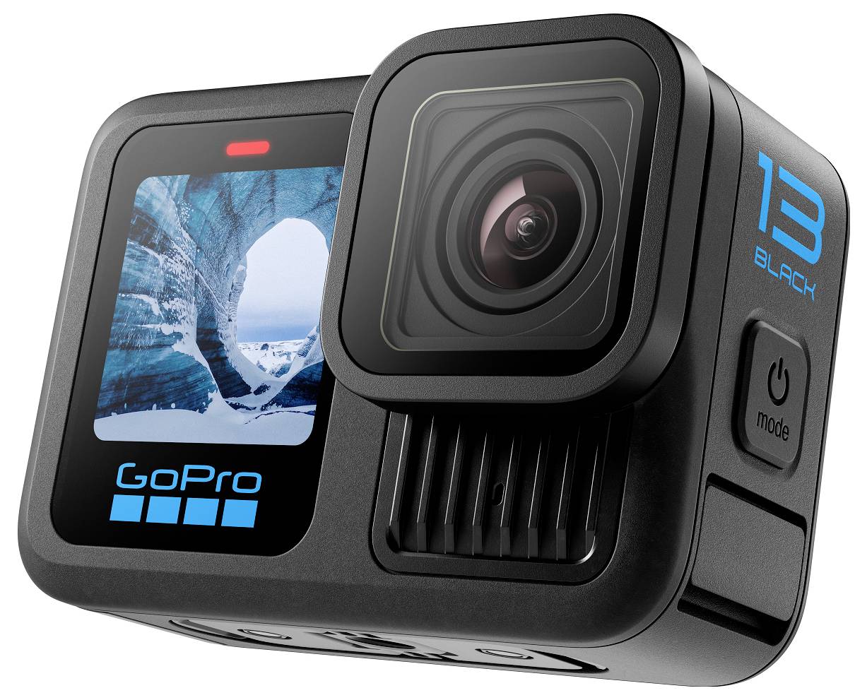 Kompaktní černý akční fotoaparát označený jako 'GoPro 13 Black' s objektivem a displejem zobrazujícím scenérii ledové jeskyně.