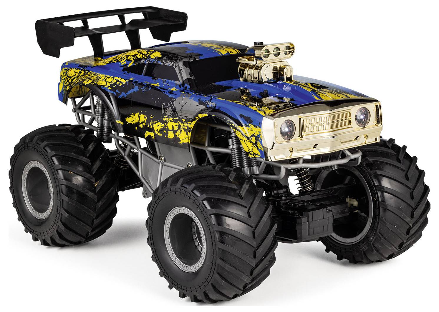 Hračkářský monster truck s velkými, dezénovými koly, designem s modro-žlutým postříkáním barvy a viditelným motorem na kapotě.
