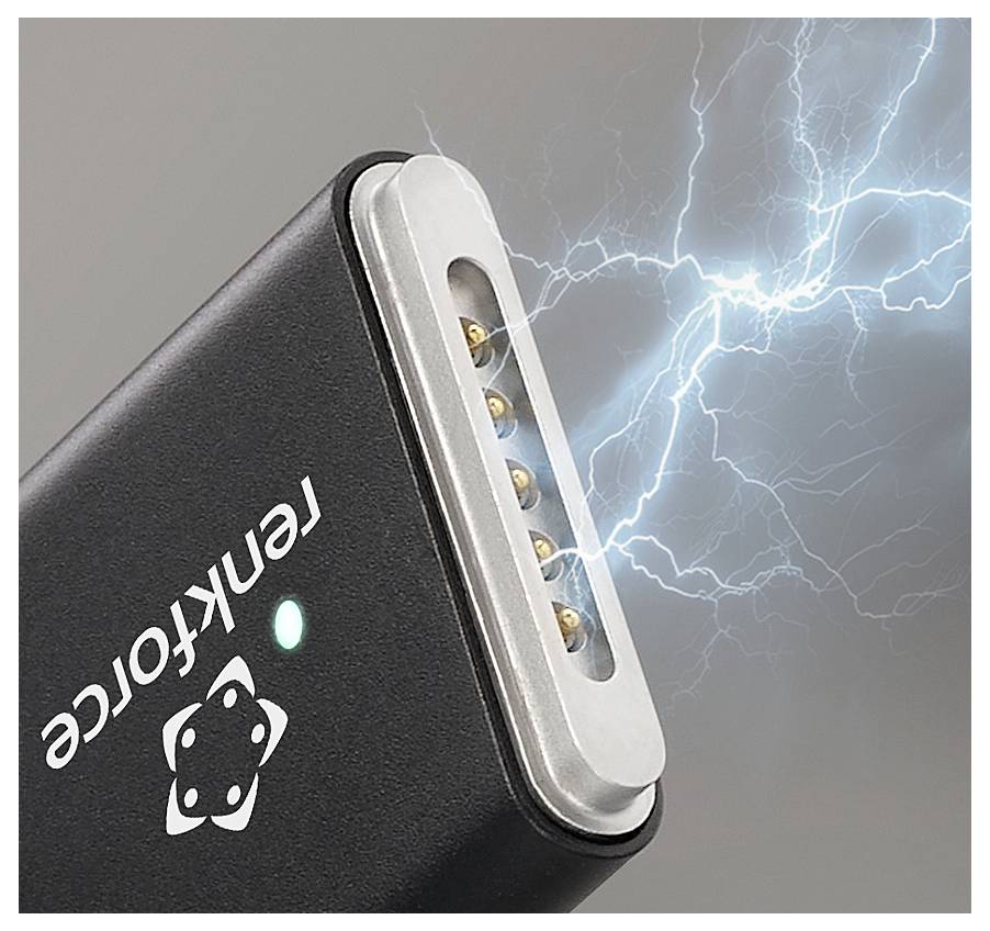 Detailní záběr na magnetický nabíjecí konektor s viditelným elektrickým výbojem simulujícím blesk zasunutý do nabíjecího portu.