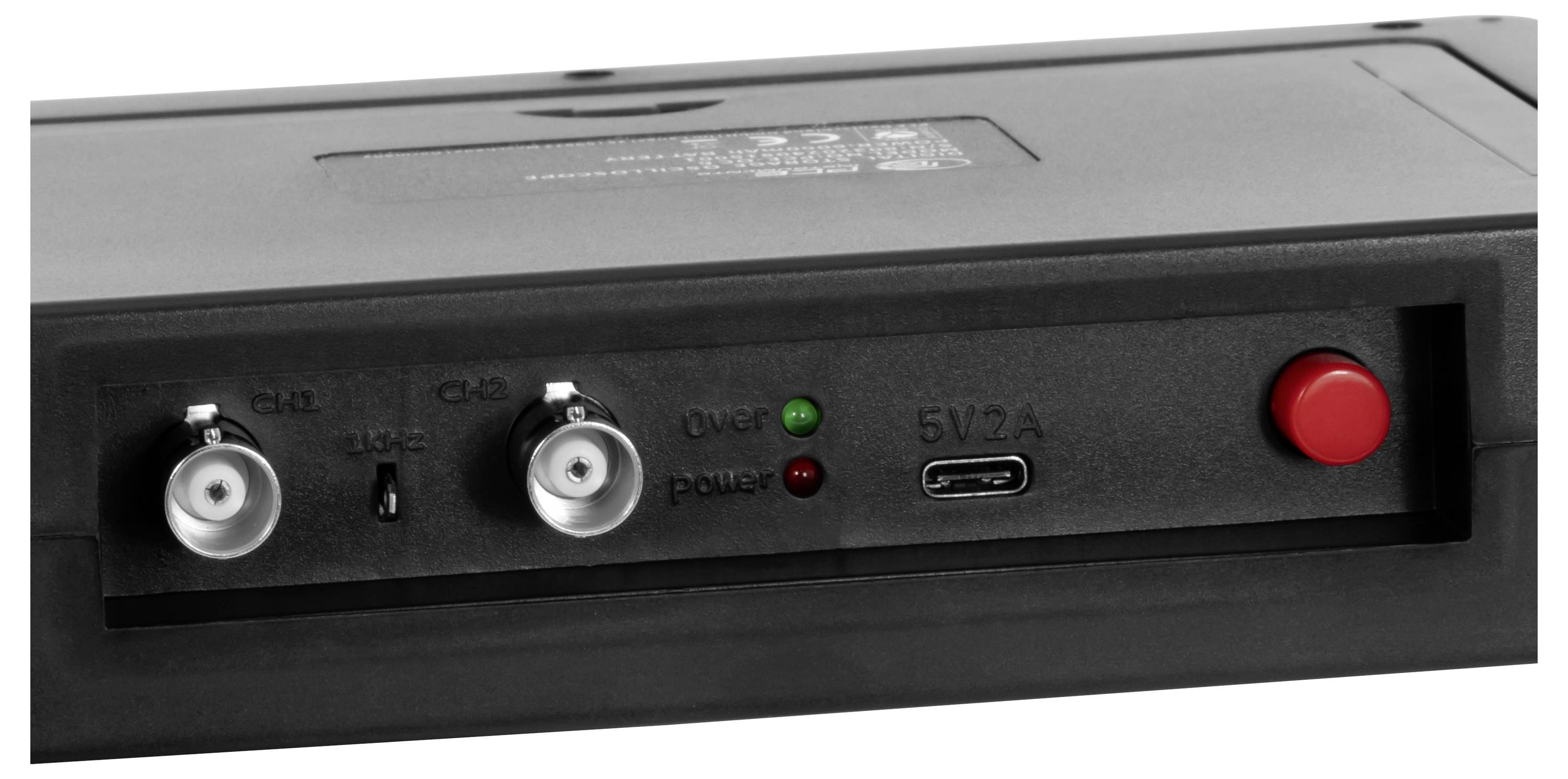 Přední panel černého elektronického zařízení se dvěma koaxiálními porty, stavovými LED diodami označenými "over" a "power", portem USB-C označeným "5V2A" a červeným tlačítkem.