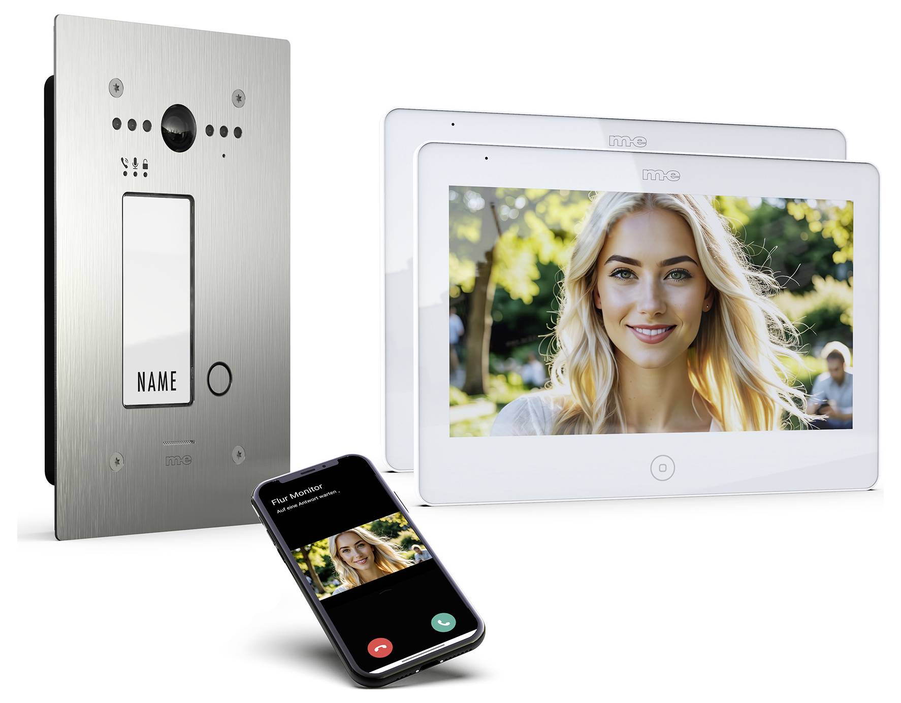 Domácí interfonový systém zobrazující videohonor s ženou na obrazovce. Nástěnný panel, vnitřní monitor a chytrý telefon ukazují funkce hovorů.