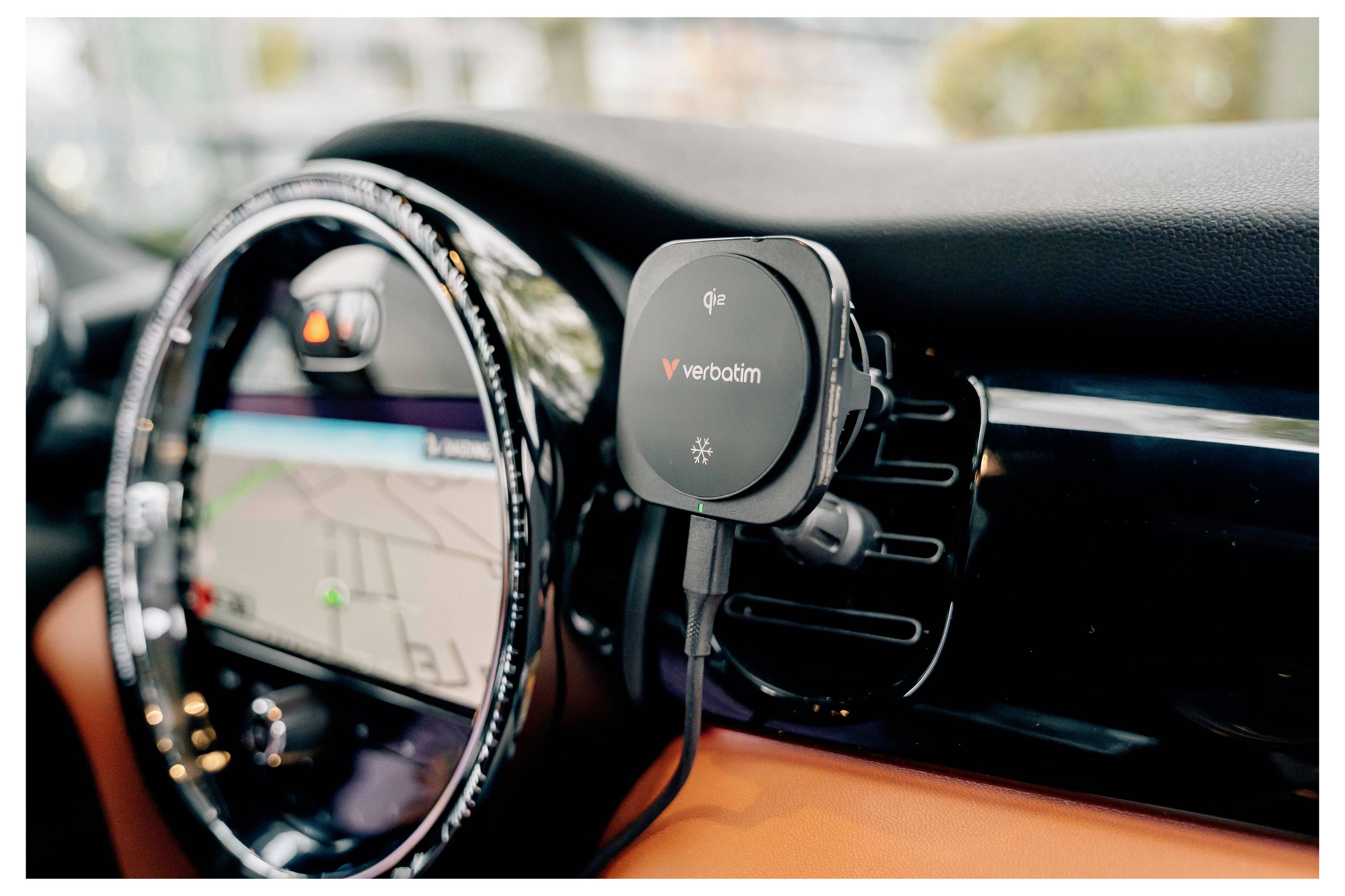 Verbatim Charge ´n´ Drive přísavka držák mobilního telefonu do auta-3