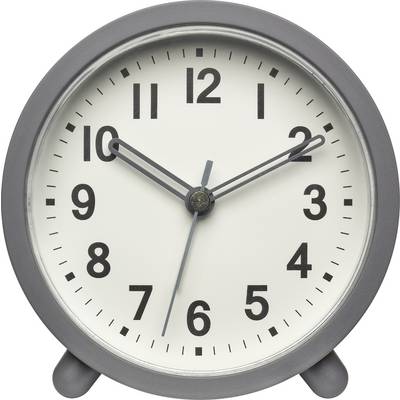 Kulatě šedé analogové hodiny zobrazující čas 8:20.