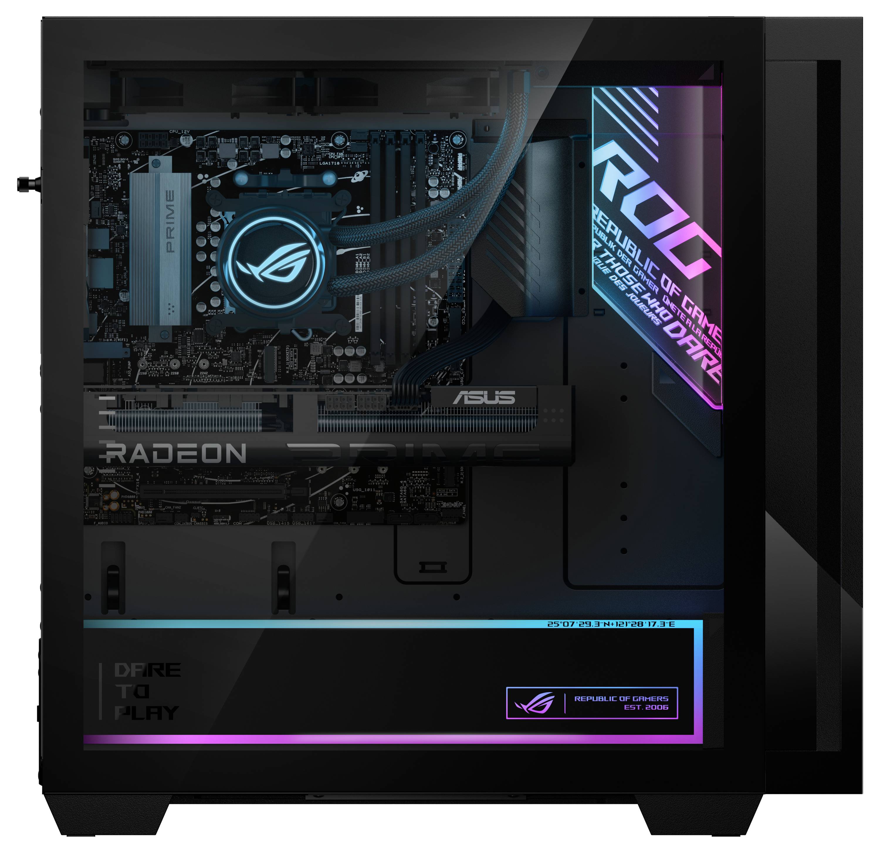 Herní PC s viditelnými komponenty skrze průhledný boční panel, včetně ROG základní desky a grafické karty Radeon, osvětlený RGB osvětlením.