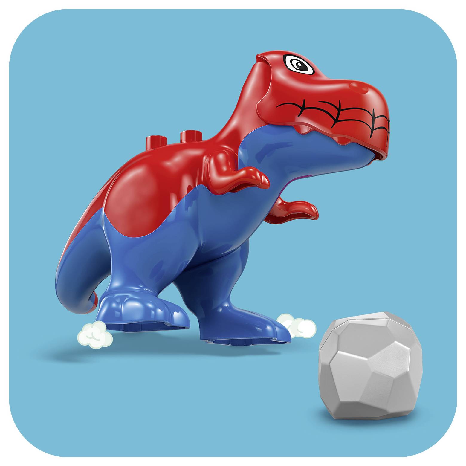 Rudý a modrý hračkový dinosaurus se zdá, že pronásleduje nebo se setkává s šedým hračkovým kamenem na modrém pozadí.