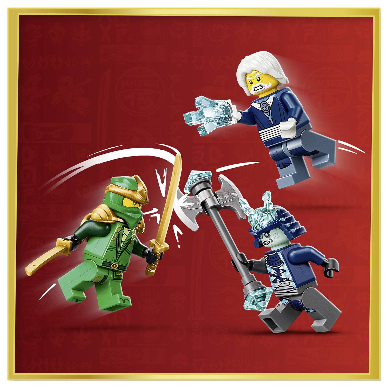 'Figurky Lego: Zelený ninja s mečem a ledový záporák s sekerou, scéna zasazená do červeného pozadí, v razantní bitevní akci.'