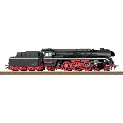 Detailní model černé a červené parní lokomotivy na kolejích, který vykazuje složitá kola a mechanické součásti.
