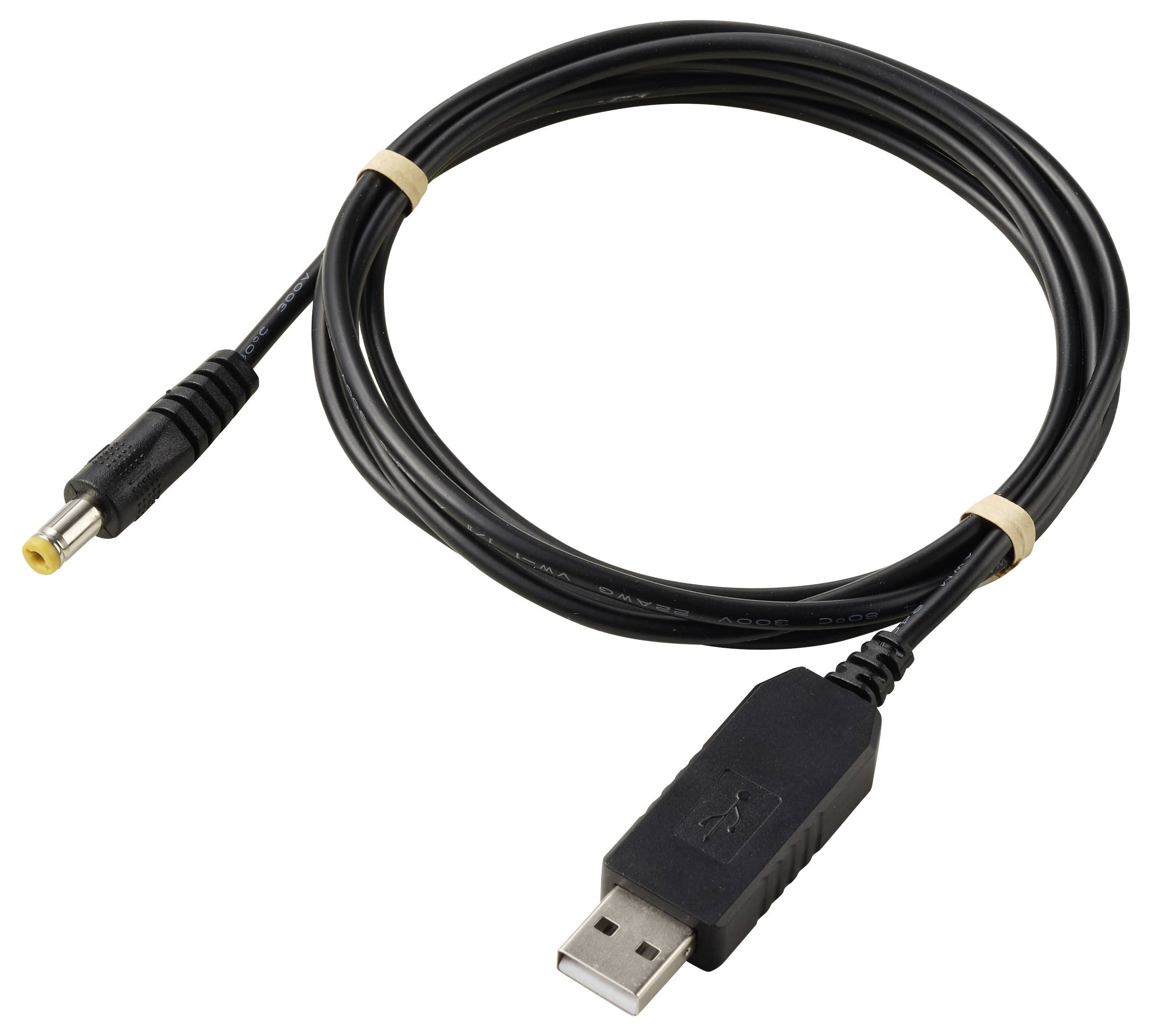 Černý kabel USB-na-DC napájení stočený na bílém pozadí, s USB-A zástrčkou na jednom konci a cylindrickým konektorem na druhém konci.