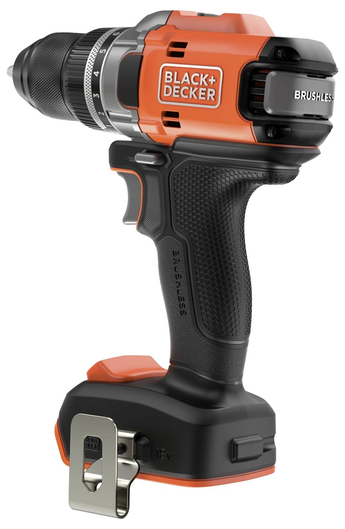 Bezuhlíková vrtačka Black+Decker v oranžové a černé barvě s ergonomickou rukojetí a klipem na opasek, navržená pro efektivní vrtání na vysoký výkon.
