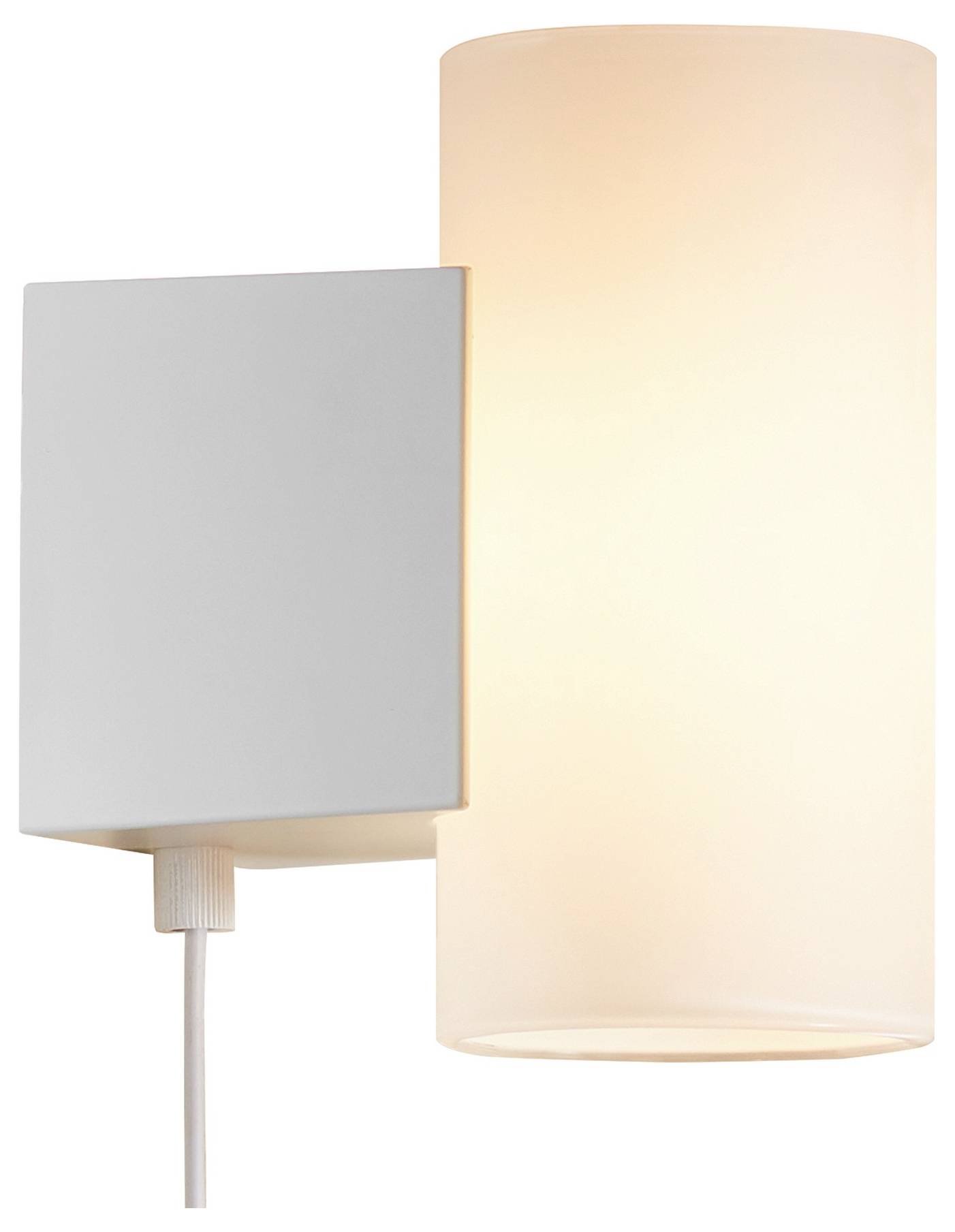 Moderní nástěnná lampa s válcovým matným skleněným stínítkem a obdélníkovou bílou základnou. Vyzařuje teplé, okolní světlo vhodné pro domácí výzdobu.