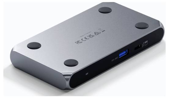 Satechi USB-C® dokovací stanice Thunderbolt 4 Slim Hub Pro-3