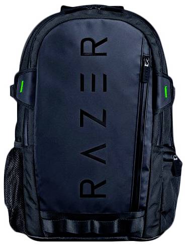 Černý batoh s vertikálně umístěným nápisem "RAZER" na přední straně, zelenými akcenty a více přihrádkami.