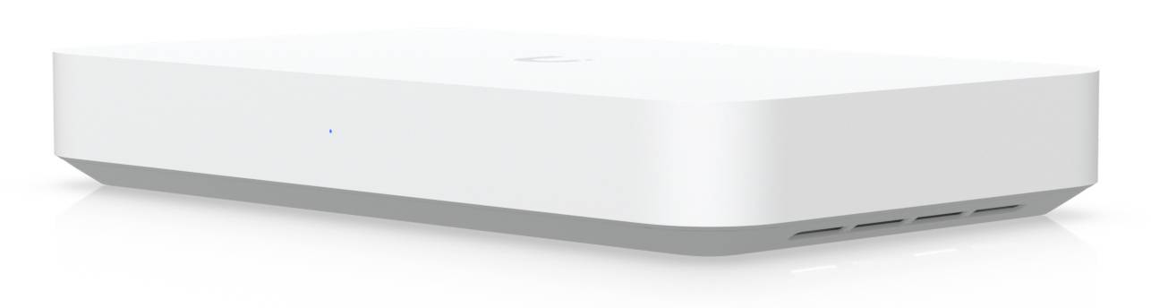 Elegantní, bílé obdélníkové elektronické zařízení s otvory pro větrání na straně, pravděpodobně moderní router nebo podobné síťové zařízení.