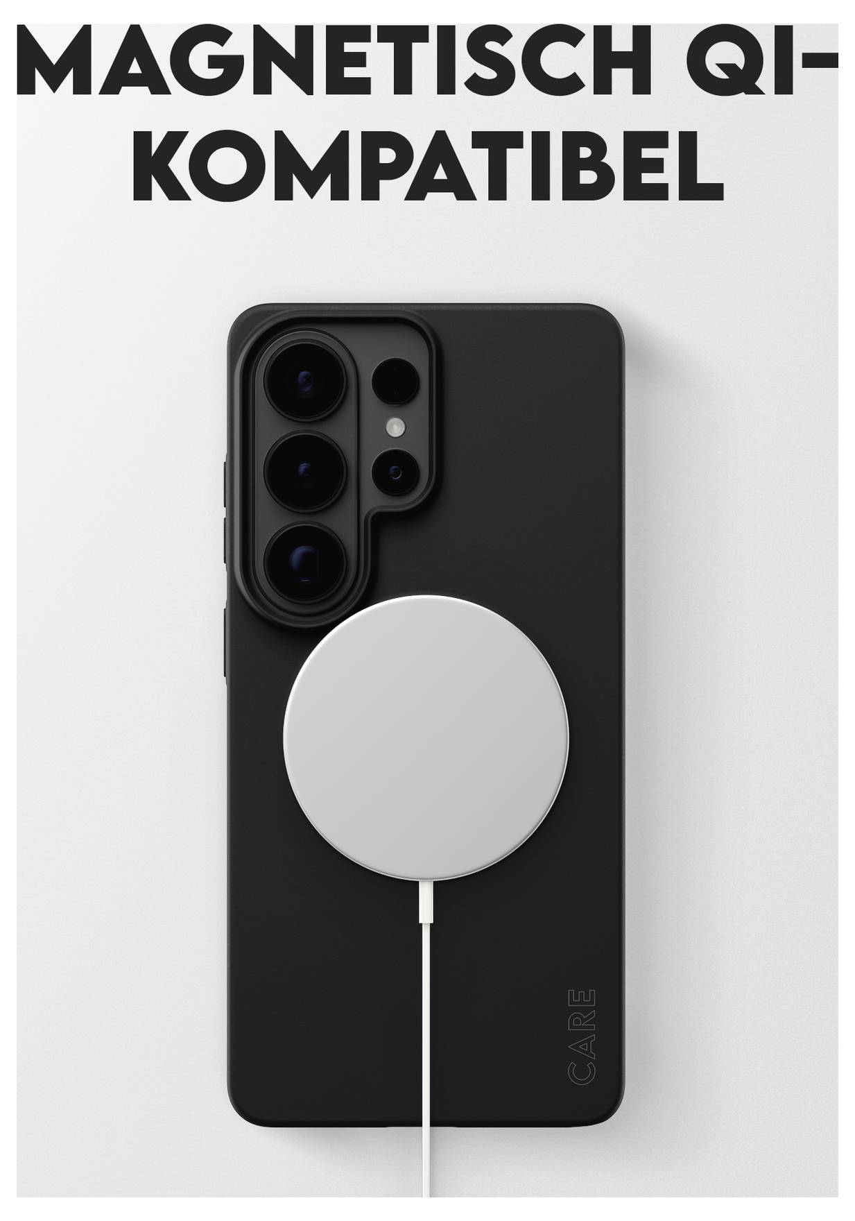 "Magneticky kompatibilní s Qi" text nad chytrým telefonem s magnetickou nabíjecí podložkou připevněnou na jeho zádech.