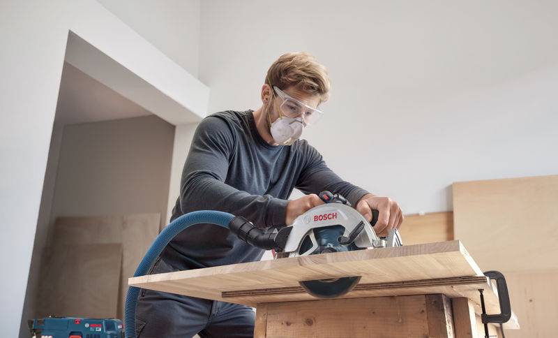 Bosch Professional GKS 18V-68-2 aku ruční kotoučová pila, max. řez 69 mm, bez akumulátoru, 18.0 V, 06016D0001-3
