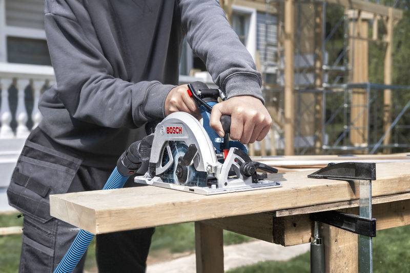 Bosch Professional GKS 18V-68-2 aku ruční kotoučová pila, max. řez 69 mm, bez akumulátoru, 18.0 V, 06016D0001-7