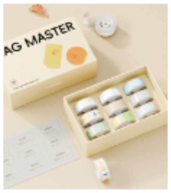 Zobrazení balení produktu pro 'BAG MASTER' s otevřenou krabicí barevných rolí nebo pásek uspořádaných v přihrádkách na béžovém pozadí.