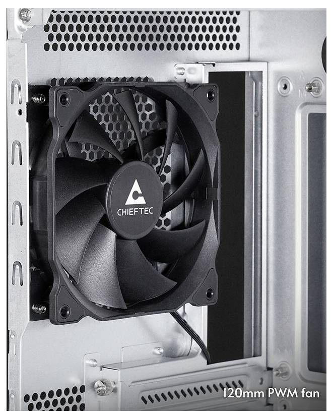 Větrák 'CHIEFTEC' o průměru 120 mm s PWM regulací připevněný uvnitř skříně počítače pro větrání.