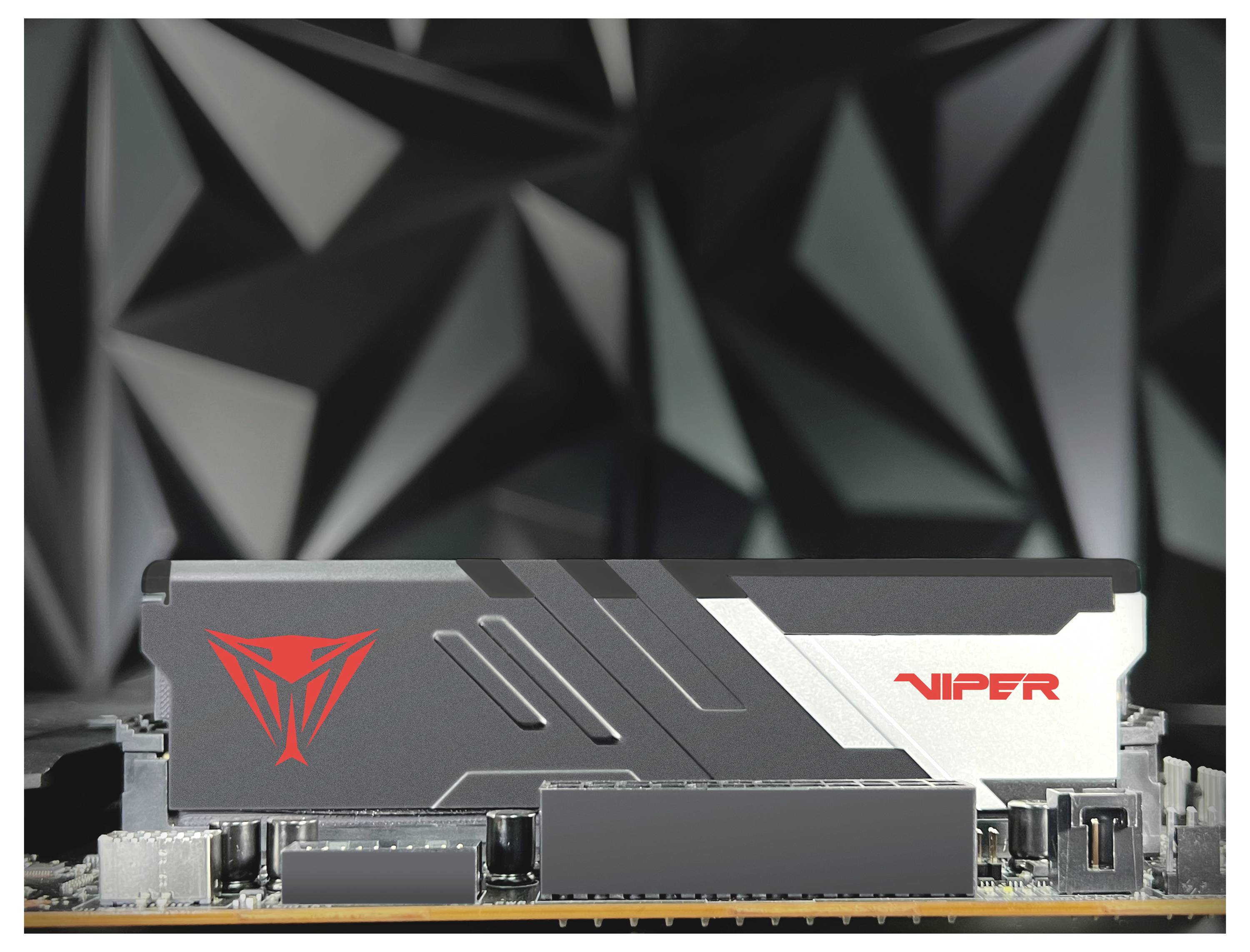 Patriot Memory DDR5 16GB PC 6000 Patriot Viper Venom 1x Modul RAM pro PC DDR5 288pin DIMM PVV516G60C30-3