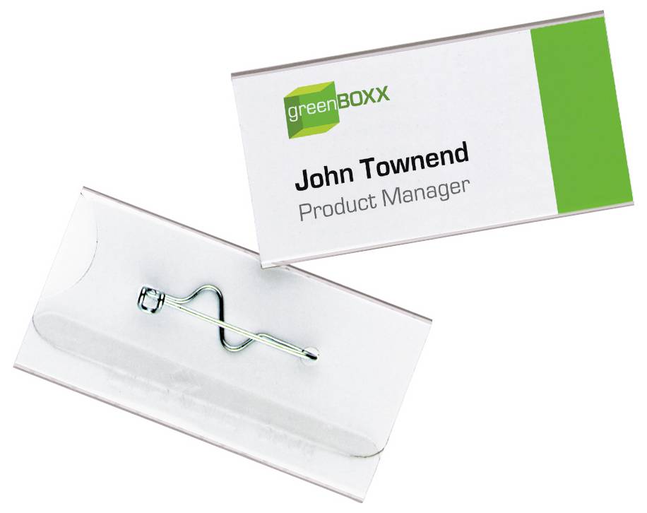 Jmenovka zobrazuje „greenBOXX, John Townend, Product Manager". Na zadní straně je kovový kolík pro připevnění.